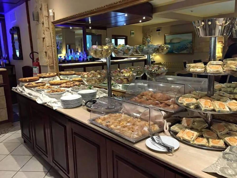 Conchiglia Azzurra Resort & Beach Porto Cesareo Buitenkant foto