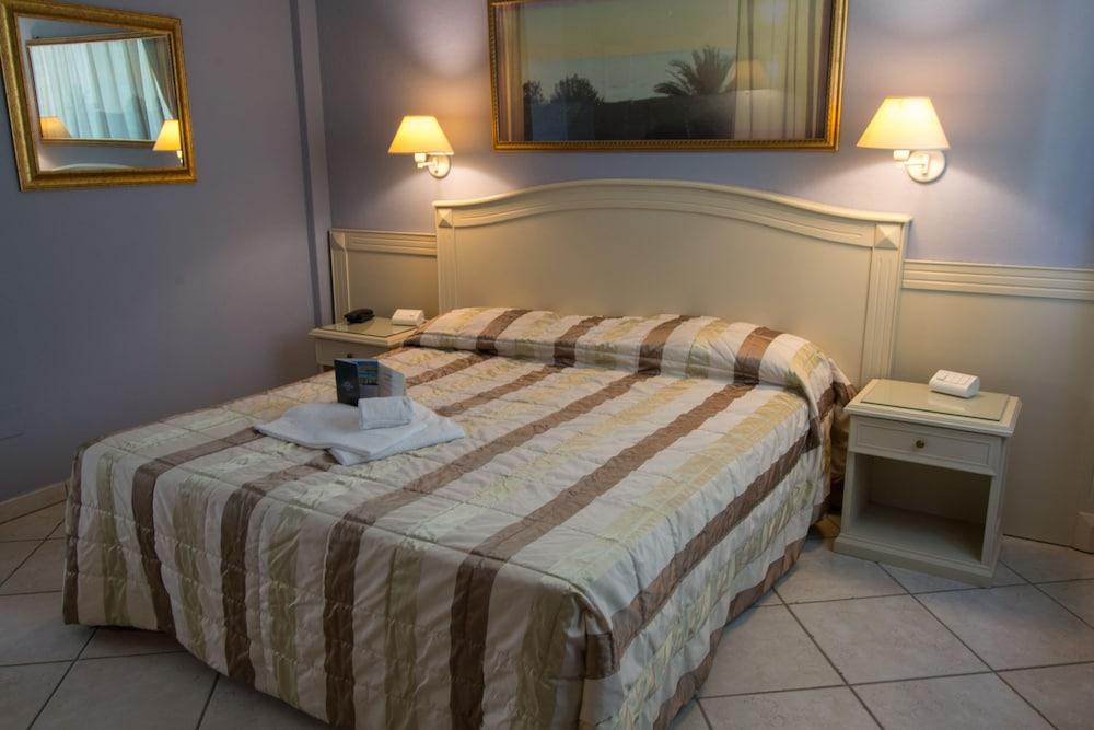 Conchiglia Azzurra Resort & Beach Porto Cesareo Buitenkant foto